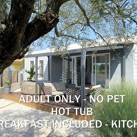 Boutique Mobile Homes Ulikarovinj (Adults Only) Zewnętrze zdjęcie