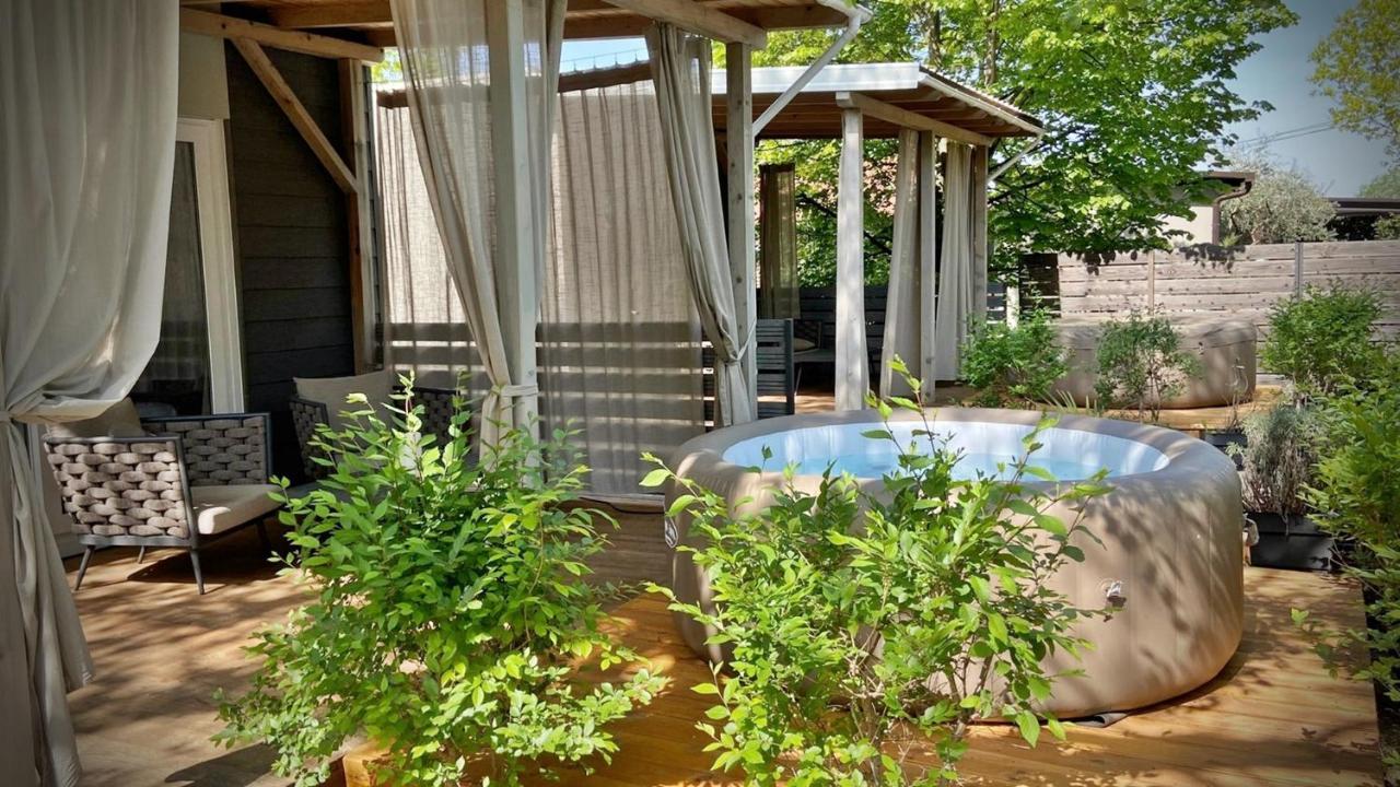 Boutique Mobile Homes Ulikarovinj (Adults Only) Zewnętrze zdjęcie